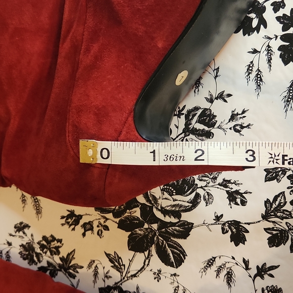 Red heeled boots  b10 - Picture 12 of 13